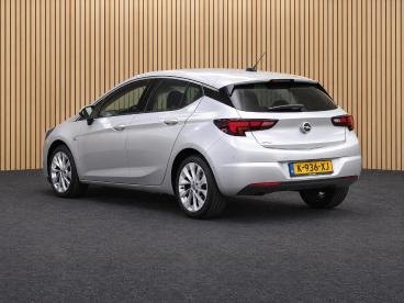SPOTICAR Opel Astra 1.2 Elegance | Lmv / Airco / Cruise Tweedehands - Hatchback Benzine Grijs - Nijmegen - 1200300089_2