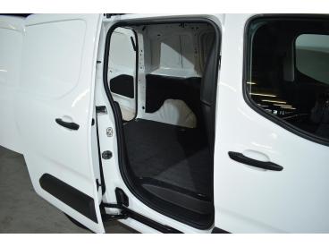 SPOTICAR Opel Combo 1.5d L1h1 Edition Navigatie | Carplay | Parkeersen Tweedehands - Bedrijfswagen Diesel Wit - Alphen Aan Den Rijn - 1200275467_4