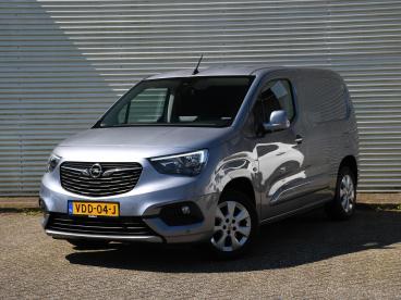 SPOTICAR Opel Combo L1h1 Innovation 1.5 Diesel 130pk Automaat Dode Hoe Tweedehands - Bedrijfswagen Diesel Grijs - Heerlen - 1200276694_1