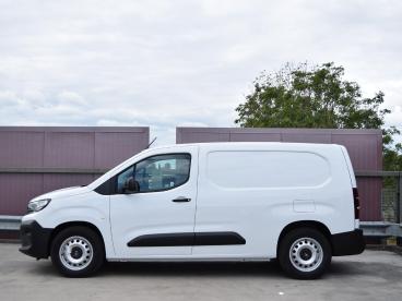 SPOTICAR Opel Combo Combo-e Electric 136 L2 50kwh Tweedehands - Bedrijfswagen Elektrisch Wit - Alphen Aan Den Rijn - 1200301408_2