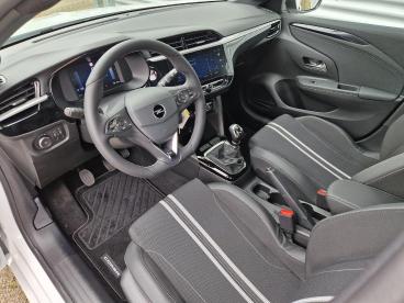 SPOTICAR Opel Corsa Gs 1.2 Turbo 100pk | € 4.607 Voordeel | Climate Co Tweedehands -  Benzine Wit - Alblasserdam - 1200282236_3