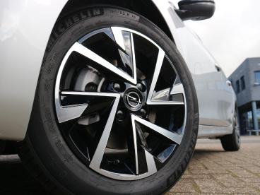 SPOTICAR Opel Corsa 1.2 Turbo Gs / Keyless / Sensoren / 2+6 Jaar Garan Tweedehands -  Benzine Grijs - Hilversum - 1200290216_4