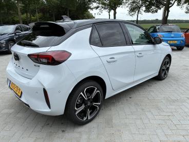 SPOTICAR Opel Corsa 1.2 Turbo 145pk Hybrid Automaat Ultimate | Demo | Tweedehands -  Hybride Wit - Emmeloord - 1200295740_4