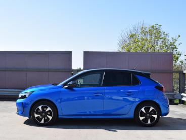 SPOTICAR Opel Corsa Corsa-e Electric Long Range Yes 51 Kwh Soh 97% | Parkeerse Tweedehands - Hatchback Elektrisch Blauw - Alphen Aan Den Rijn - 1200291737_2