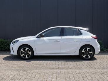 SPOTICAR Opel Corsa Corsa-e Elegance 50kwh | 1ste Eigenaar | Accu 97% | Achter Tweedehands - Hatchback Elektrisch Wit - Baarn - 1200296774_3