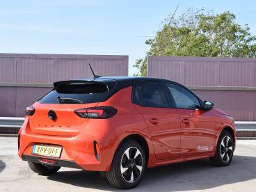 SPOTICAR Opel Corsa Corsa-e Electric Long Range Gs 51 Kwh L Warmtepomp L Stoel Tweedehands - Hatchback Elektrisch Oranje - Alphen Aan Den Rijn - 1200300197_3
