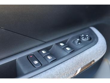 SPOTICAR Opel Frontera 1.2 Turbo Hybrid Gs / 145pk / Automaat / Comfortpa Tweedehands - Suv Hybride Blauw - Amsterdam - 1200281089_5