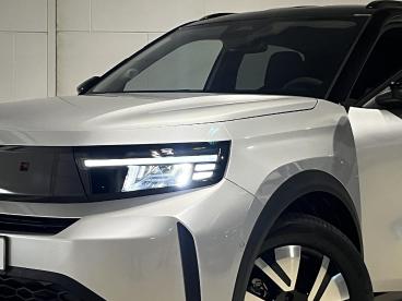 SPOTICAR Opel Frontera Gs 1.2 Hybrid 110pk E-dct | 7 Zitter | Stoel- Stuu Tweedehands - Suv Hybride Grijs - Sliedrecht - 1200281183_2