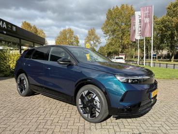 SPOTICAR Opel Grandland 1.6 Turbo Plug-in-hybrid Gs | Ecc | Panoramisch Gl Tweedehands - Suv Plugin Hybrid Blauw - Emmeloord - 1200279699_3