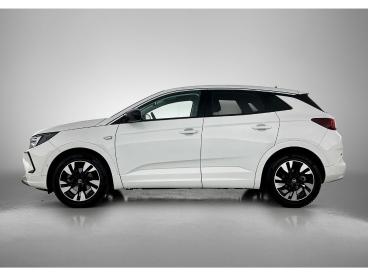 SPOTICAR Opel Grandland Elegance 130pk | 1ste Eigenaar | Trekhaak | Camera Tweedehands - Suv Benzine Wit - Oirschot - 1200281677_5