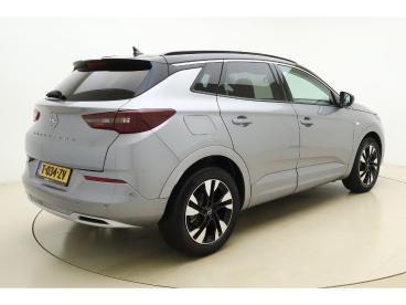 SPOTICAR Opel Grandland 1.2 Turbo Ultimate 130 Pk | Navigatie | Stoel & St Tweedehands - Suv Benzine Grijs - Leeuwarden - 1200287054_2