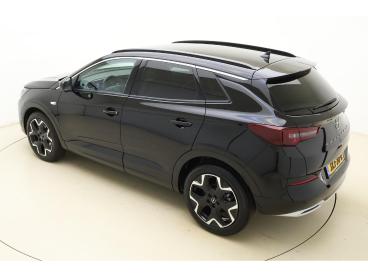 SPOTICAR Opel Grandland 1.2 Turbo Ultimate | Climate & Cruise Control | El Tweedehands - Suv Benzine Zwart - Emmeloord - 1200290326_4