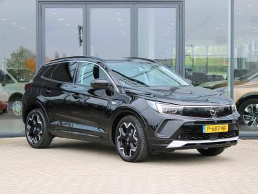 SPOTICAR Opel Grandland 1.2 Turbo Business Elegance | Stoel & Stuur Verw. Tweedehands - Suv Benzine Zwart - Nijmegen - 1200290931_1