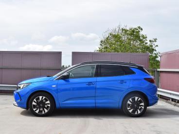 SPOTICAR Opel Grandland 1.6 Turbo Plug-in Hybrid Level 3 Soh 98% | Alcanta Tweedehands - Suv Plugin Hybrid Blauw - Alphen Aan Den Rijn - 1200294242_2