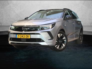 SPOTICAR Opel Grandland Suv Ultimate 130 Pk | Trekhaak | Verwarmde Alcanta Tweedehands - Suv Benzine Grijs - Nieuwegein - 1200294850_1