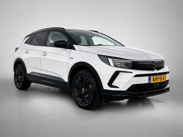 SPOTICAR Opel Grandland 1.2 130pk Gs Line Automaat | Navigatie | Adaptieve Tweedehands - Suv Benzine Wit - Oirschot - 1200295189_3
