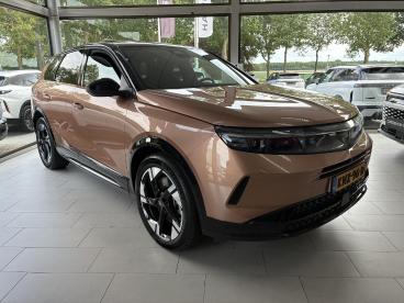 SPOTICAR Opel Grandland 1.6 Turbo Plug-in-hybrid Gs | Panorama Dak | Matri Tweedehands - Suv Plugin Hybrid Bruin - Emmeloord - 1200297570_3