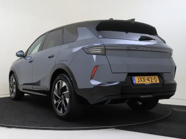 SPOTICAR Opel Grandland 1.6 Turbo Plug-in-hybrid Gs Focal Speakers Tweedehands - Suv Hybride Grijs - S'gravenhage - 1200298625_4