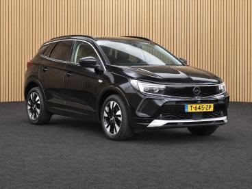 SPOTICAR Opel Grandland 1.2 Turbo Ultimate | Trekhaak / Carplay / Stoel & Tweedehands - Suv Benzine Zwart - Nijmegen - 1200300867_1