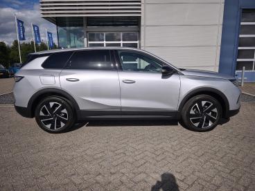 SPOTICAR Opel Grandland 1.2 Turbo Hybrid Edition Panorama Dak | Stoel Verw Tweedehands - Suv Hybride Grijs - Venray - 1200301557_3