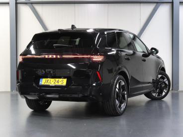 SPOTICAR Opel Grandland 1.6 Turbo 195pk Plug-in-hybrid Gs | 1ste Eigenaar Tweedehands - Suv Plugin Hybrid Zwart - Amersfoort - 1200302357_3