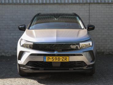 SPOTICAR Opel Grandland 1.6 225pk Hybrid Gs Line | Accu 93% | Navigatie | Tweedehands - Suv Plugin Hybrid Grijs - Zeist - 1200302859_4