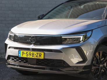 SPOTICAR Opel Grandland 1.6 225pk Hybrid Gs Line | Accu 93% | Navigatie | Tweedehands - Suv Plugin Hybrid Grijs - Zeist - 1200302859_5