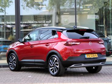 SPOTICAR Opel Grandland X 1.2 Turbo Ultimate | Navi / Leder / Stoelkoeling Tweedehands - Suv Benzine Rood - Tiel - 1200271620_2
