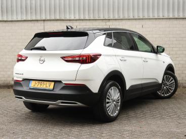 SPOTICAR Opel Grandland X 130pkturbo Innovation | 1ste Eigenaar | Glazen Dak Tweedehands - Suv Benzine Wit - Zeist - 1200279067_5