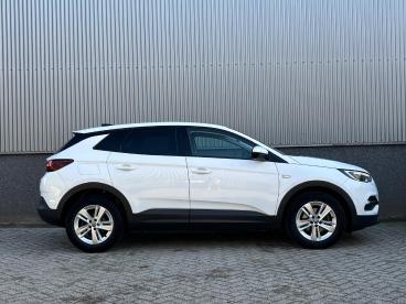 SPOTICAR Opel Grandland X 1.2 Turbo 130pk Business Edition | Navigatie | Cam Tweedehands - Suv Benzine Wit - Venlo - 1200281282_4