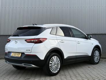 SPOTICAR Opel Grandland X 1.2 Turbo 130pk Innovation | Navigatie | Achteruit Tweedehands - Suv Benzine Wit - Venlo - 1200281481_5