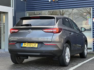 SPOTICAR Opel Grandland X 1.2 Turbo Business Executive | Parkeersensoren | A Tweedehands - Suv Benzine Grijs - Emmeloord - 1200284658_2