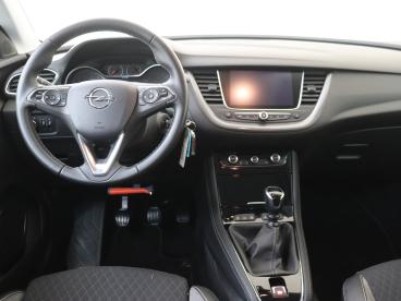 SPOTICAR Opel Grandland X 1.2 Turbo 130pk Innovation Parkeerhulp | Naviigati Tweedehands - Suv Benzine Wit - Naaldwijk - 1200287367_5