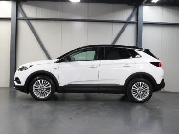 SPOTICAR Opel Grandland X 130pk Innovation | 1ste Eigenaar | Applecarplay/an Tweedehands - Suv Benzine Wit - Amersfoort - 1200292643_2