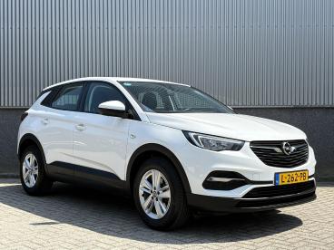 SPOTICAR Opel Grandland X 1.2 Turbo Edition | Cruise Control | Parkeersensor Tweedehands - Suv Benzine Wit - Venlo - 1200297037_3