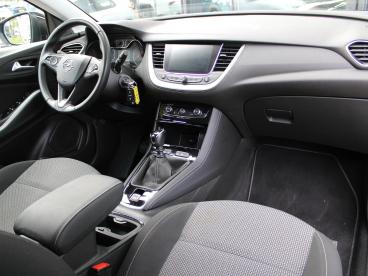 SPOTICAR Opel Grandland X 1.2 Turbo Edition 2020 | Navi / Camera / Climate Tweedehands - Suv Benzine Zwart - Tiel - 1200297161_3