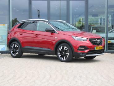 SPOTICAR Opel Grandland X 1.2 Turbo Ultimate Navi / Stoel, Stuur Voorruit Ve Tweedehands - Suv Benzine Rood - Nijmegen - 1200297767_1