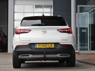 SPOTICAR Opel Grandland X 1.6 Turbo Hybrid4 Ultimate | 300 Pk | Plugin Hybri Tweedehands - Suv Plugin Hybrid Wit - Sneek - 1200299720_4