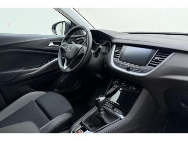 SPOTICAR Opel Grandland X 1.2 Turbo Business Elegance 130 Pk | Elektrische A Tweedehands - Suv Benzine Wit - Leeuwarden - 1200300009_3