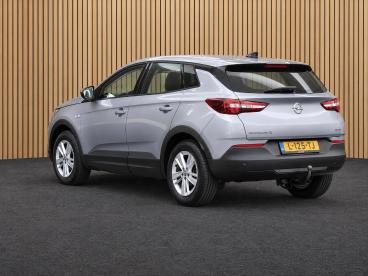 SPOTICAR Opel Grandland X 1.2 Turbo Edition | Trekhaak / Cruise / Carplay Tweedehands - Suv Benzine Grijs - Nijmegen - 1200300304_2