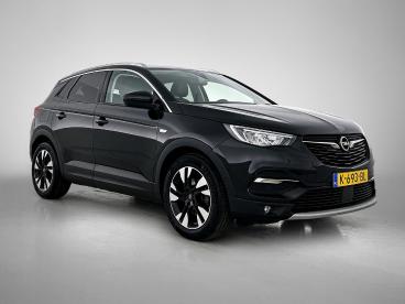 SPOTICAR Opel Grandland X 130pk Innovation | 1ste Eigenaar | | Trekhaak | Ca Tweedehands - Suv Benzine Zwart - Amersfoort - 1200301270_2