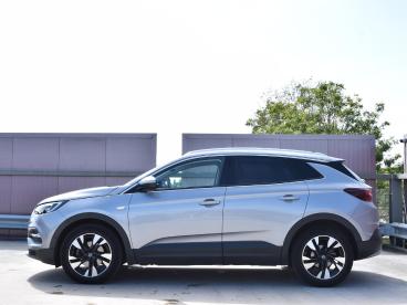 SPOTICAR Opel Grandland X 1.2 Turbo Innovation | Automaat | 130 Pk | Trekhaa Tweedehands - Suv Benzine Grijs - Alphen Aan Den Rijn - 1200301405_2