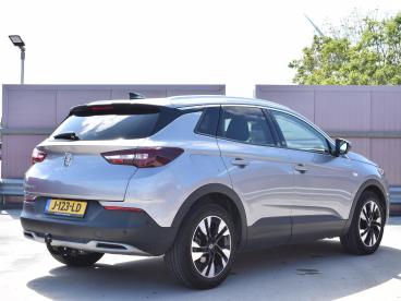 SPOTICAR Opel Grandland X 1.2 Turbo Innovation | Automaat | 130 Pk | Trekhaa Tweedehands - Suv Benzine Grijs - Alphen Aan Den Rijn - 1200301405_3