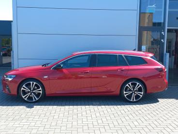 SPOTICAR Opel Insignia Sports Tourer 2.0t 200pk Ultimate Automaat | Clima Tweedehands - Stationwagen Benzine Rood - Elst - 1200292647_2