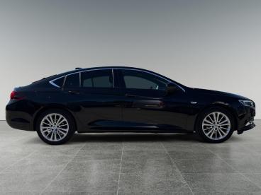 SPOTICAR Opel Insignia Innovation+ 1.5 Turbo 140pk | Nappa Leder | Matrix Tweedehands - Hatchback Benzine Zwart - Alblasserdam - 1200293771_4