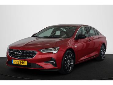 SPOTICAR Opel Insignia Grand Sport 2.0 Turbo Ultimate Bose Trekhaak Adapt Tweedehands - Hatchback Benzine Rood - Almere - 1200293851_1