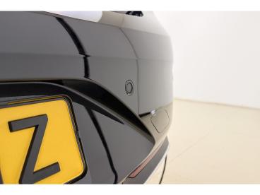 SPOTICAR Opel Insignia  Tweedehands - Hatchback Benzine Zwart - Leeuwarden - 1200294280_3