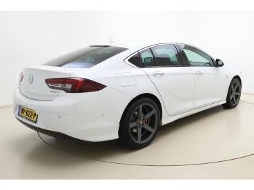SPOTICAR Opel Insignia Grand Sport 1.5 Turbo Business Executive | Climate Tweedehands - Hatchback Benzine Wit - Drachten - 1200301774_2