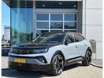 SPOTICAR Opel Mokka Mokka-e Electric Gse 54 Kwh | 281 Pk | Navigatie | Sportst Tweedehands - Suv Elektrisch Grijs - Venray - 1200293054_1