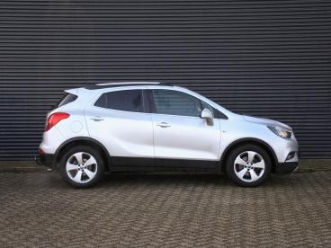 SPOTICAR Opel Mokka X Innovation 1.4 Turbo 140pk Schuifdak | 17''lm | Le Tweedehands - Suv Benzine Grijs - Heerlen - 1200286332_4
